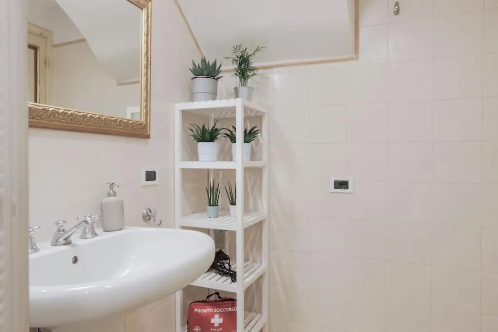 Appartamento Lucca Old Town *Stellario* Free Netflix Wi-Fi 0*,